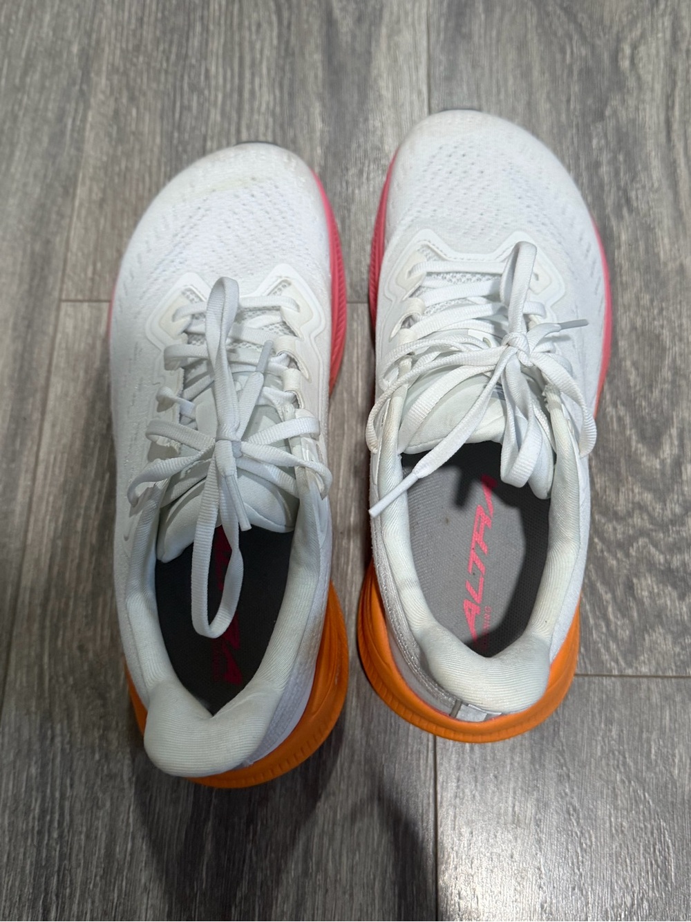 Altra Womens Running Shoes - Picture 3 of 8